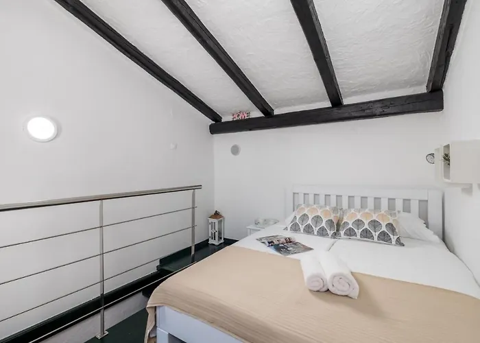 Villa Mali Raj Lopar